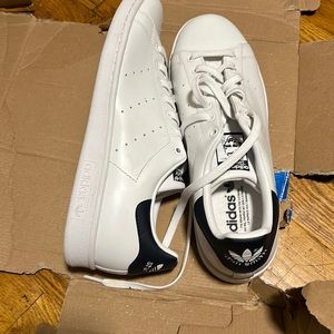 New adidas Stan smiths